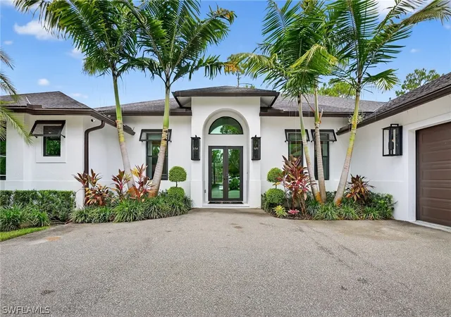 Photo 2 of Single family home for sale at 443 Weber Blvd S, Naples, FL 34117 | MLS# 226011883 | Listing updated on 2026-09-15