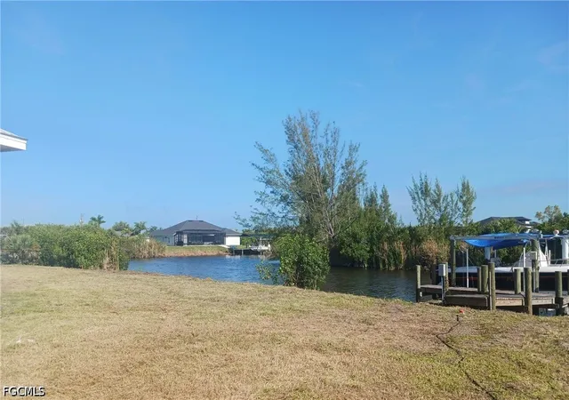 Photo 2 of Sale Pending at 15256 Hennipen Cir, Port Charlotte, FL 33981 | MLS# 2026013310 | Listing updated on 2026-09-06