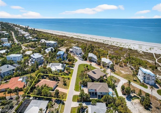 Photo 1 of Sale Pending at 1314 Tahiti Dr, Sanibel, FL 33957 | MLS# 2026013575 | Listing updated on 2026-09-09