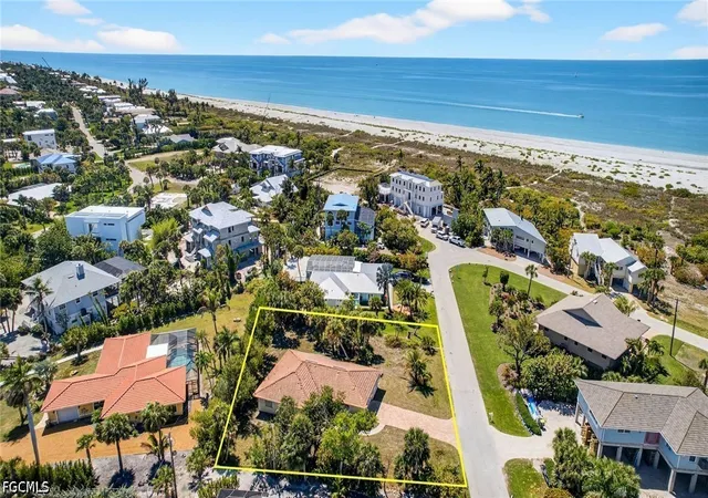 Photo 3 of Sale Pending at 1314 Tahiti Dr, Sanibel, FL 33957 | MLS# 2026013575 | Listing updated on 2026-09-09