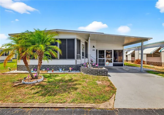 Manufactured home for sale at 860 Moonlight Dr, North Fort Myers, FL 33917 | MLS# 2026013595