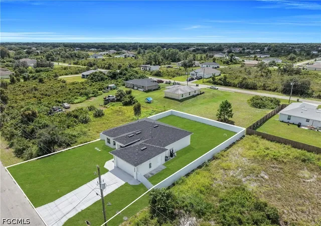 Photo 3 of Single family home for sale at 2909 63rd Street W, Lehigh Acres, FL 33971 | MLS# 2026013601 | Listing updated on 2026-09-10