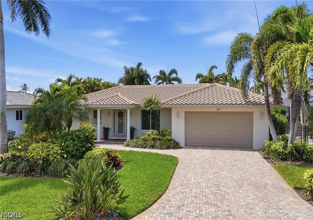 Photo 1 of Single family home for sale at 20 Bayview Blvd, Fort Myers Beach, FL 33931 | MLS# 2026013603 | Listing updated on 2026-09-29