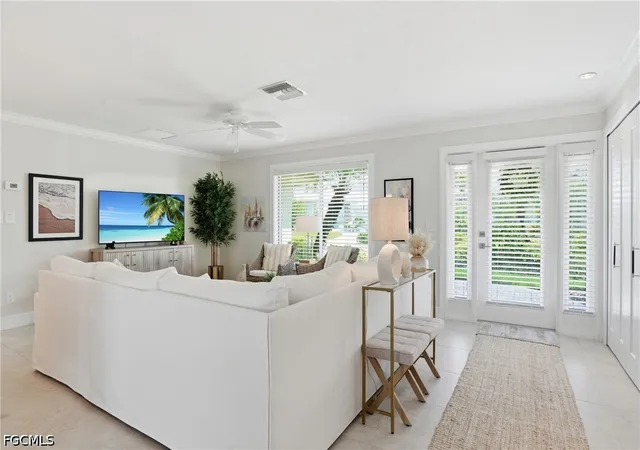 Photo 3 of Single family home for sale at 20 Bayview Blvd, Fort Myers Beach, FL 33931 | MLS# 2026013603 | Listing updated on 2026-09-29