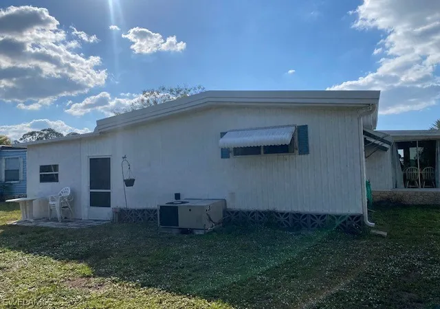 Photo 4 of Sale Pending at 2738 Indianwood Dr, North Fort Myers, FL 33917 | MLS# 226012346 | Listing updated on 2026-09-12