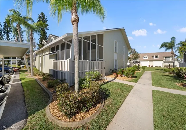 Photo 2 of Townhouse for sale at 13160 Whitehaven Ln #121, Fort Myers, FL 33966 | MLS# 226011818 | Listing updated on 2026-09-13