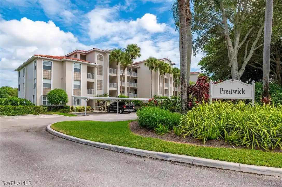 Listing Photo 2 - Condo for sale in 8555 Naples Heritage Dr located at 8555 Naples Heritage Dr, Naples, FL 34112 - Unit #237