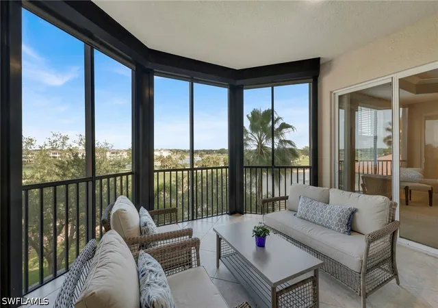 Listing Photo 3 - Condo for sale in building located at 580 El Camino Real, Naples, FL 34119 - Unit #3402
