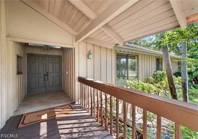 Photo 3 of Single family home for sale at 12330 Mcgregor Woods Cir, Fort Myers, FL 33908 | MLS# 2026014097 | Listing updated on 2026-09-08