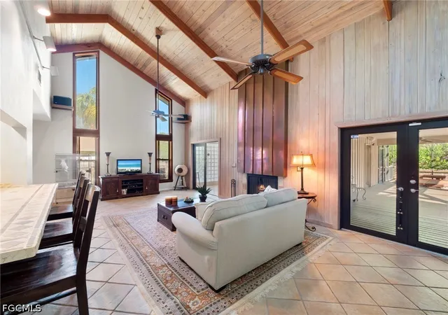 Photo 3 of Single family home for sale at 12330 Mcgregor Woods Cir, Fort Myers, FL 33908 | MLS# 2026014097 | Listing updated on 2026-09-08