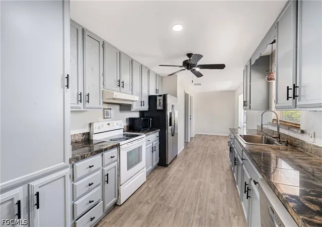 Photo 4 of Single family home for sale at 2335 50th Terrace SW, Naples, FL 34116 | MLS# 2026014360 | Listing updated on 2026-09-14