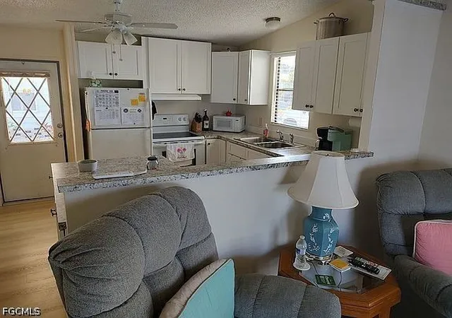 Photo 3 of Manufactured home for sale at 4978 Mullette Ln, St James City, FL 33956 | MLS# 2026014591 | Listing updated on 2026-10-12