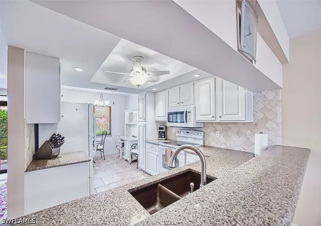 Listing Photo 4 - Condo for sale in building located at 13131 Cross Creek Blvd, Fort Myers, FL 33912 - Unit #103