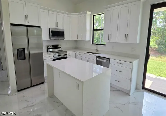 Photo 3 of Single family home for sale at 2915 28th Street SW, Lehigh Acres, FL 33976 | MLS# 226013285 | Listing updated on 2026-09-01