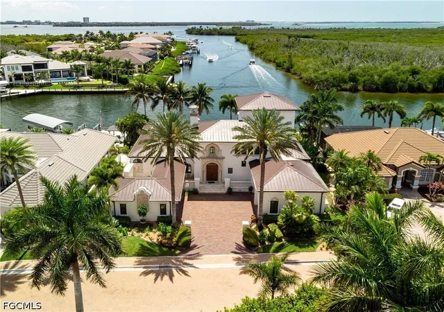 Photo 2 of Single family home for sale at 1526 Hermitage Ln, Cape Coral, FL 33914 | MLS# 2026014809 | Listing updated on 2026-09-01