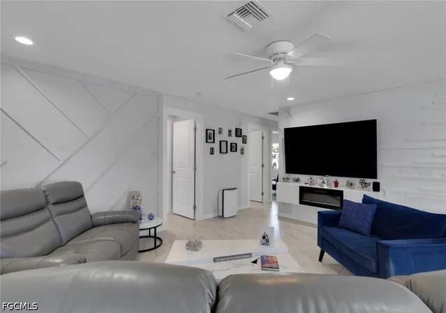 Photo 1 of House for sale at 617/619 SE 12th Court, Cape Coral, FL 33990 | MLS# 2026014848 | Listing updated on 2026-09-08