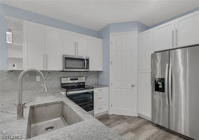 Photo 4 of Sale Pending at 2977 4th Avenue SE, Naples, FL 34117 | MLS# 226013300 | Listing updated on 2026-09-14