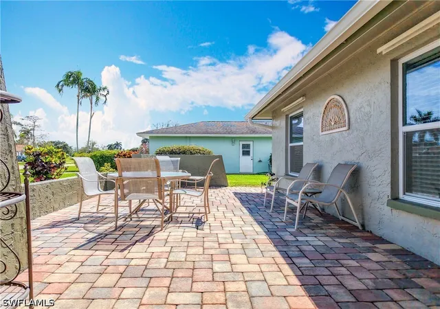Photo 3 of Sale Pending at 4364 Beechwood Lake Dr, Naples, FL 34112 | MLS# 226013770 | Listing updated on 2026-09-02