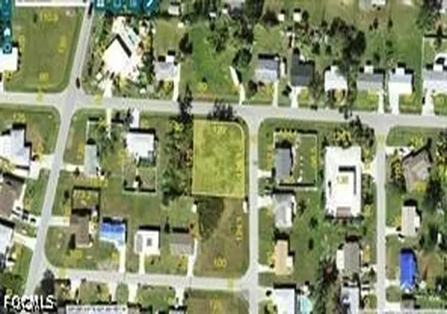 Photo 1 of Land for sale at 425 Azalea Ave Nw, Port Charlotte, FL 33952 | MLS# 2026015459 | Listing updated on 2026-09-16
