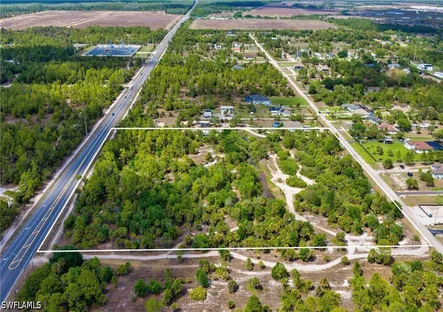 Photo 4 of Sale Pending at 123 8th Street NE, Naples, FL 34120 | MLS# 226011113 | Listing updated on 2026-09-04