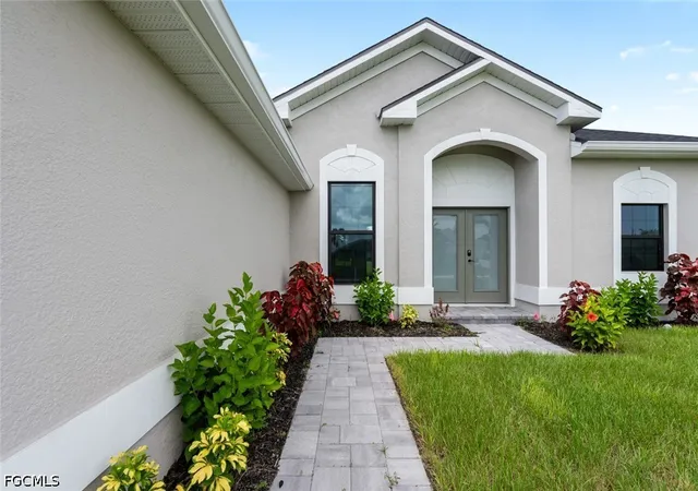 Photo 3 of Single family home for sale at 2005 Nw 18th Street, Cape Coral, FL 33993 | MLS# 2026015483 | Listing updated on 2026-09-15
