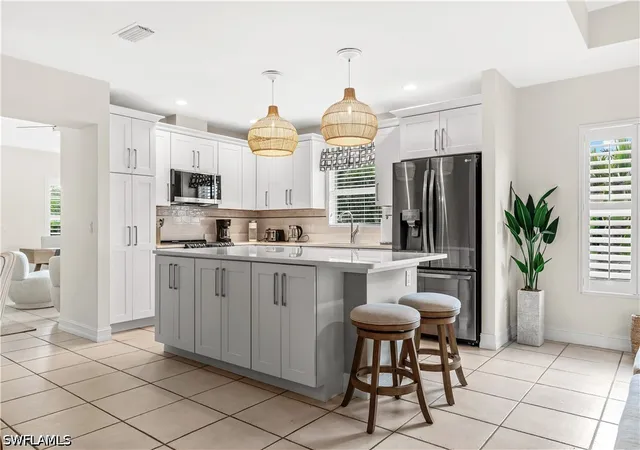 Photo 2 of Sale Pending at 798 107th Avenue N, Naples, FL 34108 | MLS# 226013750 | Listing updated on 2026-09-20