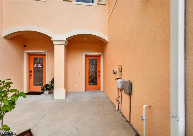 Photo 4 of Townhouse for sale at 10285 Via Colomba Cir, Fort Myers, FL 33966 | MLS# 2026015630 | Listing updated on 2026-09-02