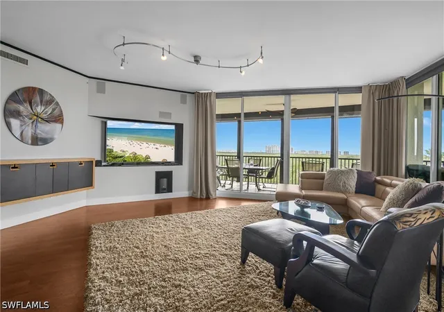 Photo 3 of Sale Pending at 425 Cvs Tower Dr #504, Naples, FL 34110 | MLS# 226014103 | Listing updated on 2026-09-09