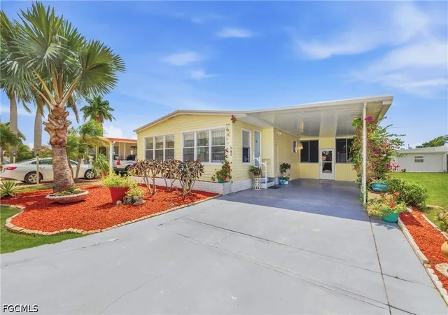 Photo 1 of Manufactured home for sale at 502 Pine Tree Ct, North Fort Myers, FL 33917 | MLS# 2026015777 | Listing updated on 2026-10-03