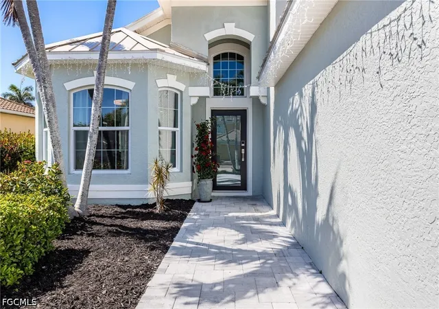 Photo 3 of Single family home for sale at 2513 Blackburn Cir, Cape Coral, FL 33991 | MLS# 2026015786 | Listing updated on 2026-08-31