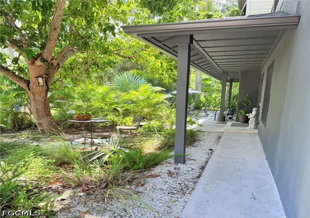 Photo 30 of Single family home for sale at 1561 Lynwood Ave, Fort Myers, FL 33901 | MLS# 2026015834 | Listing updated on 2026-09-11