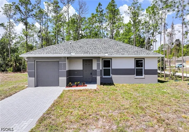 Photo 1 of Single family home for sale at 2009 Voss Ct, Lehigh Acres, FL 33972 | MLS# 2026015839 | Listing updated on 2026-09-09
