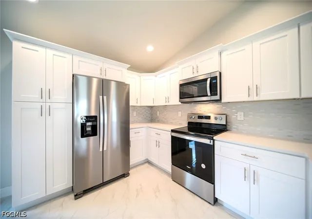 Photo 3 of Single family home for sale at 2007 Voss Ct, Lehigh Acres, FL 33972 | MLS# 2026015842 | Listing updated on 2026-09-09