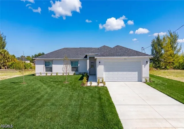 Photo 1 of Single family home for sale at 923 Ne 1st Avenue, Cape Coral, FL 33909 | MLS# 2026015848 | Listing updated on 2026-09-08
