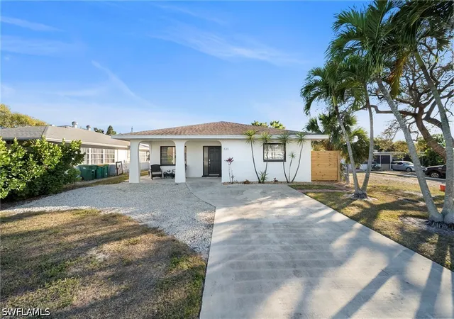 Photo 1 of Single family home for sale at 630 99th Avenue N, Naples, FL 34108 | MLS# 226014333 | Listing updated on 2026-09-13