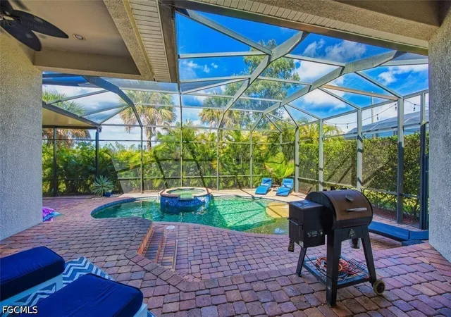 Photo 4 of Sale Pending at 16018 Thorn Wood Dr, Fort Myers, FL 33908 | MLS# 2026016022 | Listing updated on 2026-09-02