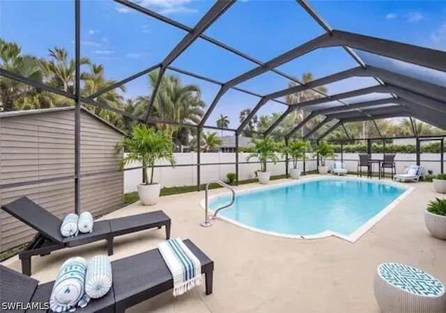 Photo 2 of Single family home for sale at 225 Pebble Beach Cir, Naples, FL 34113 | MLS# 226013471 | Listing updated on 2026-09-09