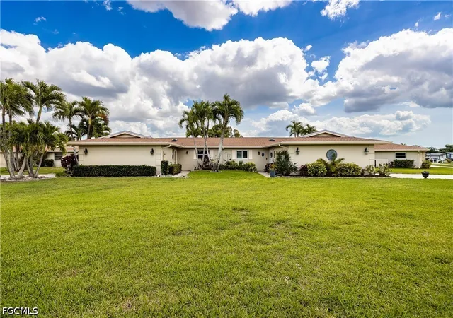 Photo 3 of Townhouse for sale at 1460 Tredegar Dr, Fort Myers, FL 33919 | MLS# 2026016066 | Listing updated on 2026-10-01
