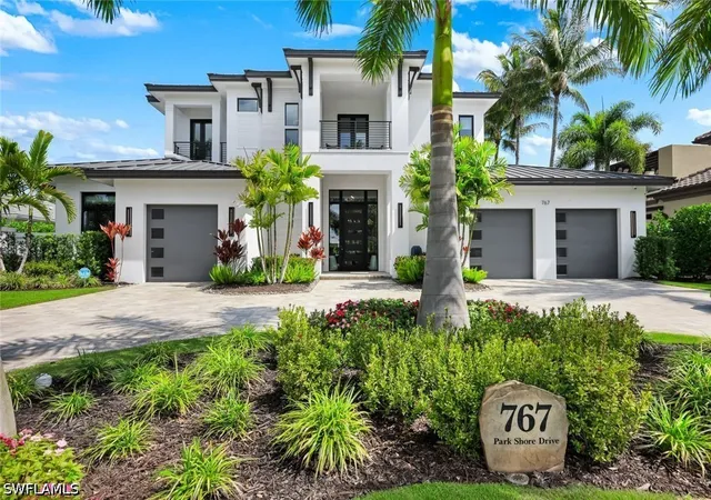 Photo 1 of Single family home for sale at 767 Park Shore Dr, Naples, FL 34103 | MLS# 226014485 | Listing updated on 2026-09-16