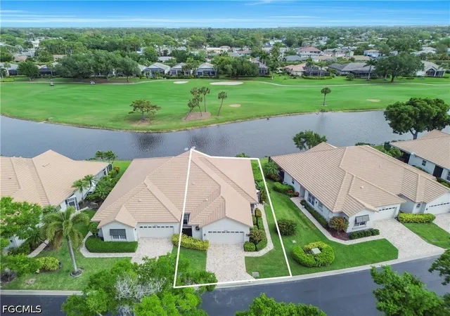 Townhouse for sale at 8555 Fairway Bnd Dr, Estero, FL 33967 | MLS# 2026016293