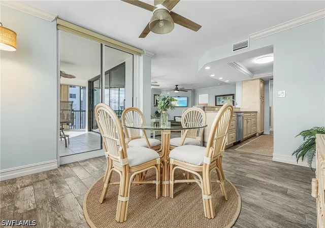 Listing Photo 5 - Condo for sale in building located at 25875 Hickory Blvd, Bonita Springs, FL 34134 - Unit #402