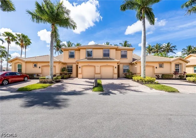 Photo 2 of Townhouse for sale at 7900 Lake Sawgrass Loop #4612, Fort Myers, FL 33907 | MLS# 2026016320 | Listing updated on 2026-09-09