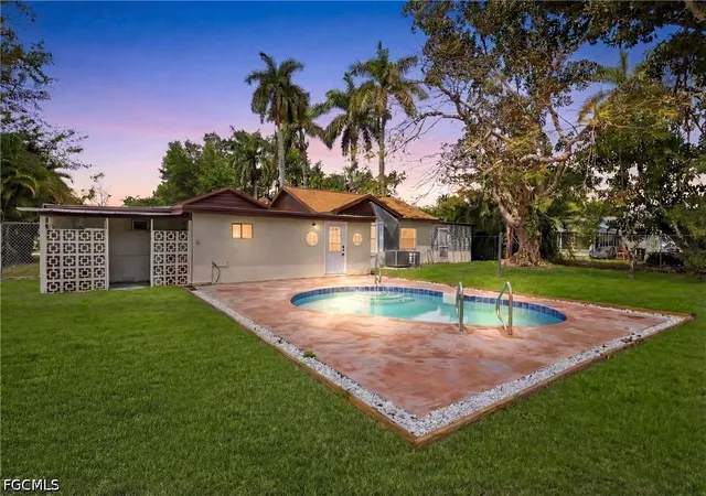 Photo 1 of Single family home for sale at 363 New York Dr, Fort Myers, FL 33905 | MLS# 2026016519 | Listing updated on 2026-09-13