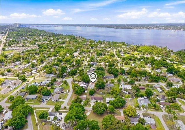 Photo 3 of Single family home for sale at 363 New York Dr, Fort Myers, FL 33905 | MLS# 2026016519 | Listing updated on 2026-09-13