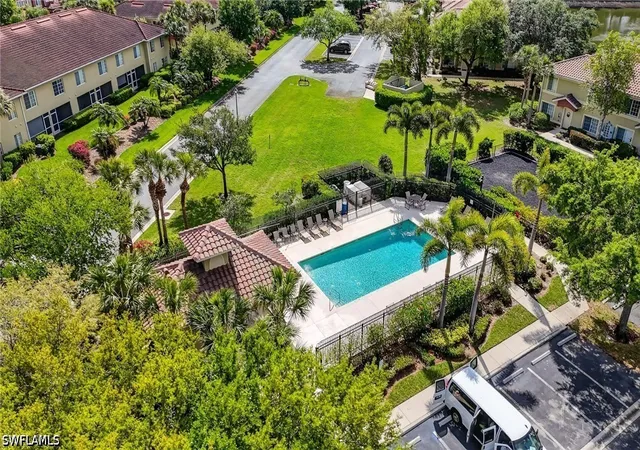 Listing Photo 5 - Condo for sale in building located at 9400 Ivy Brk Run, Fort Myers, FL 33913 - Unit #110