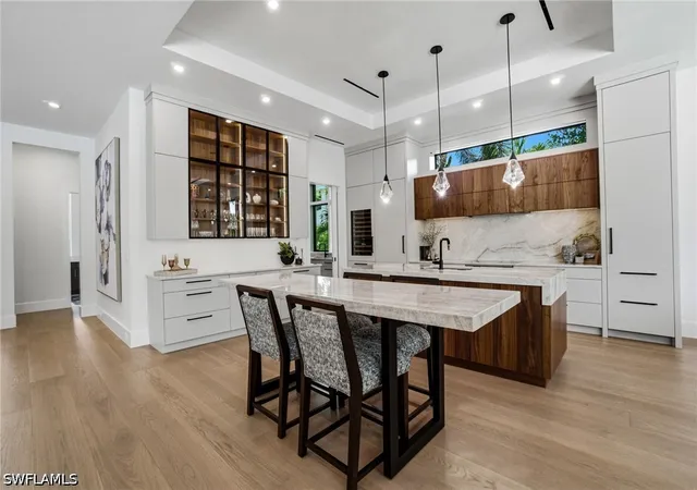 Photo 4 of Single family home for sale at 264 8th Avenue S, Naples, FL 34102 | MLS# 226013404 | Listing updated on 2026-09-13