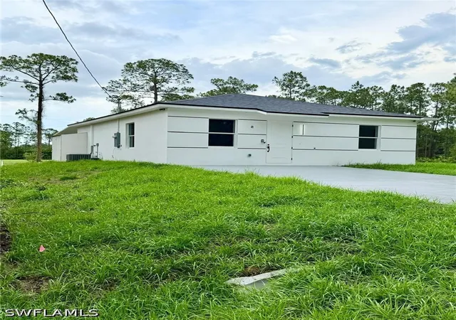 Photo 3 of Single family home for sale at 8 Fitch Ave, Lehigh Acres, FL 33936 | MLS# 226015204 | Listing updated on 2026-09-14