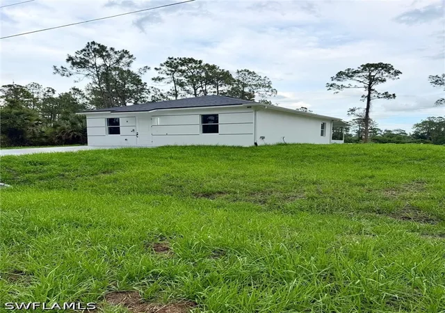 Photo 4 of Single family home for sale at 8 Fitch Ave, Lehigh Acres, FL 33936 | MLS# 226015204 | Listing updated on 2026-09-14
