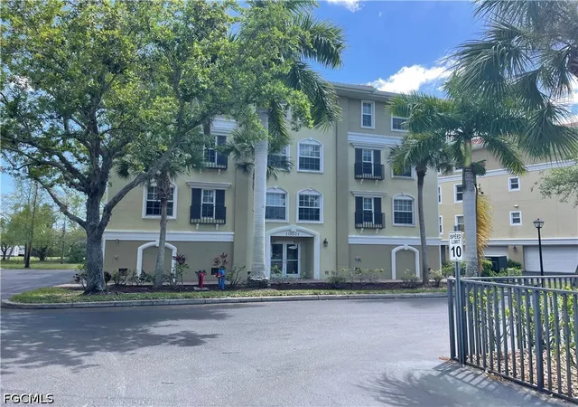 Photo 1 of Condo for sale at 10031 Lake Cvs Dr #302, Fort Myers, FL 33908 | MLS# 2026017003 | Listing updated on 2026-09-05