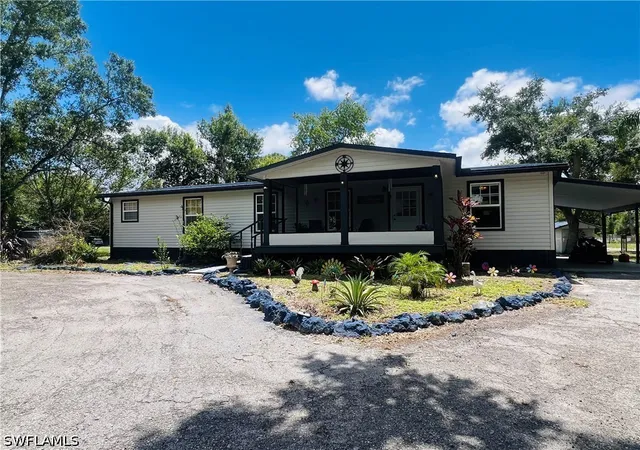 Photo 1 of Manufactured home for sale at 155 Evans Rd, Labelle, FL 33935 | MLS# 226015276 | Listing updated on 2026-09-03